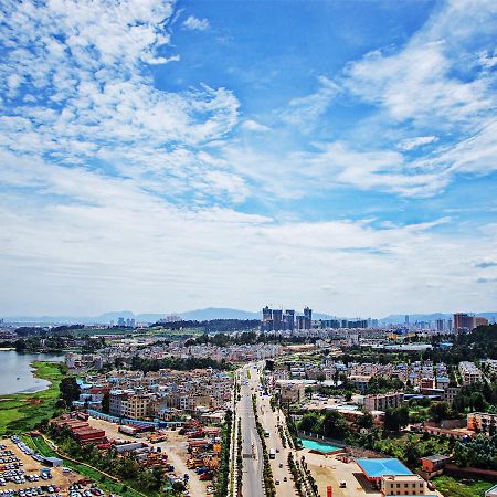 Howard Johnson Flower City Hotel Kunming Extérieur photo