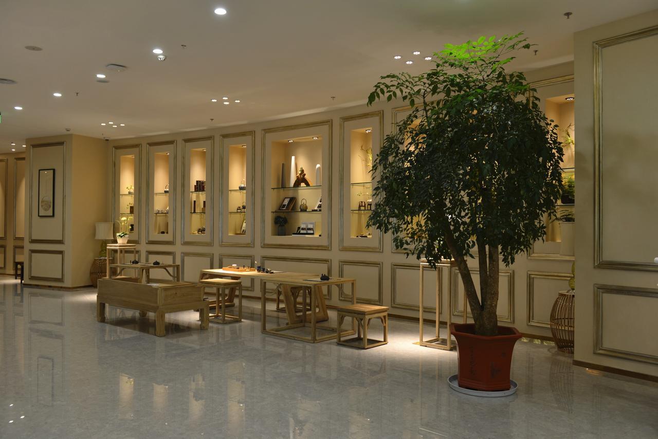 Howard Johnson Flower City Hotel Kunming Extérieur photo