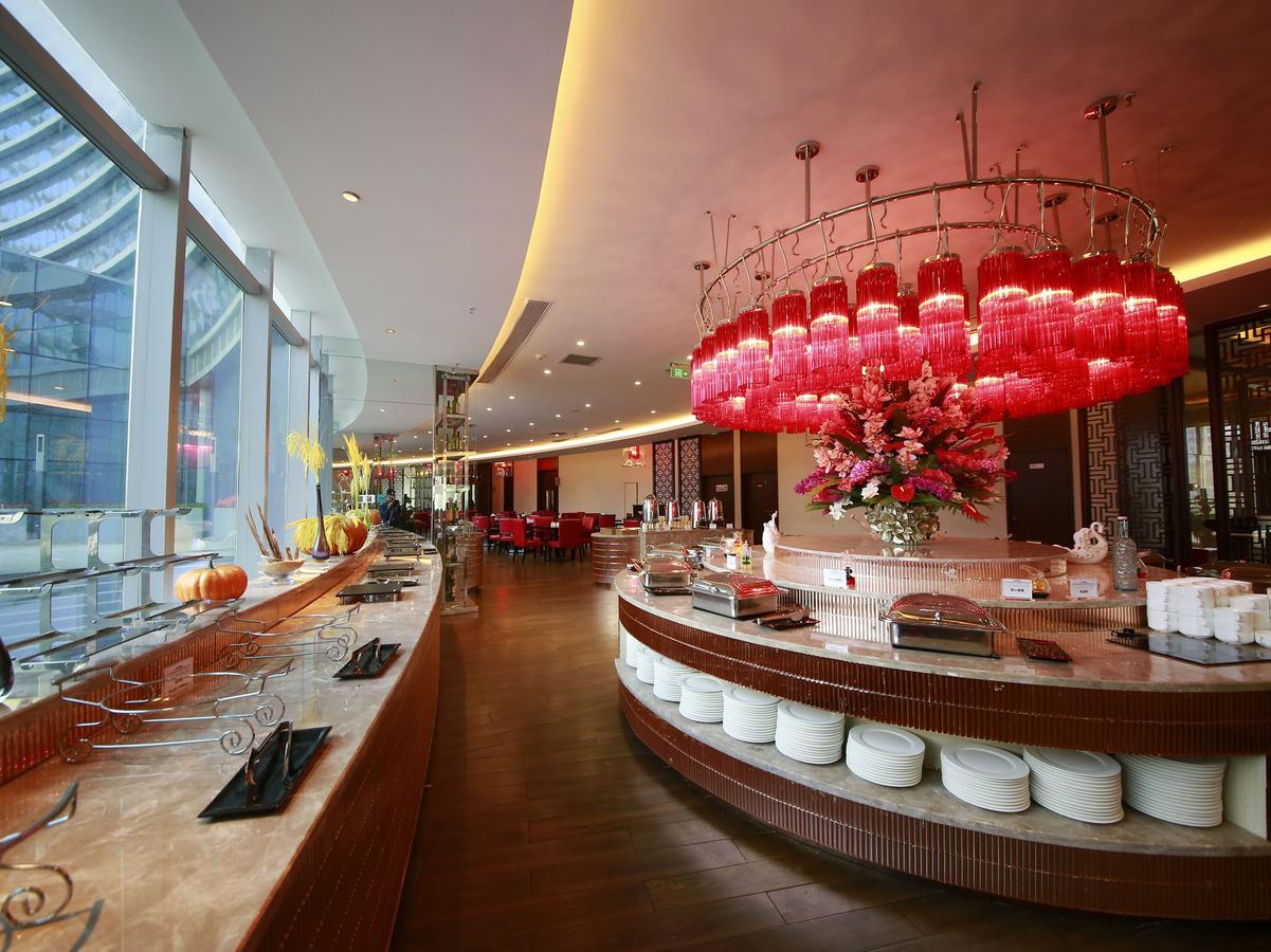 Howard Johnson Flower City Hotel Kunming Extérieur photo