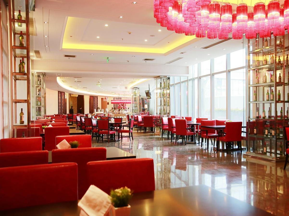 Howard Johnson Flower City Hotel Kunming Extérieur photo