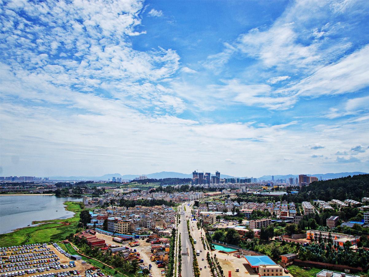 Howard Johnson Flower City Hotel Kunming Extérieur photo